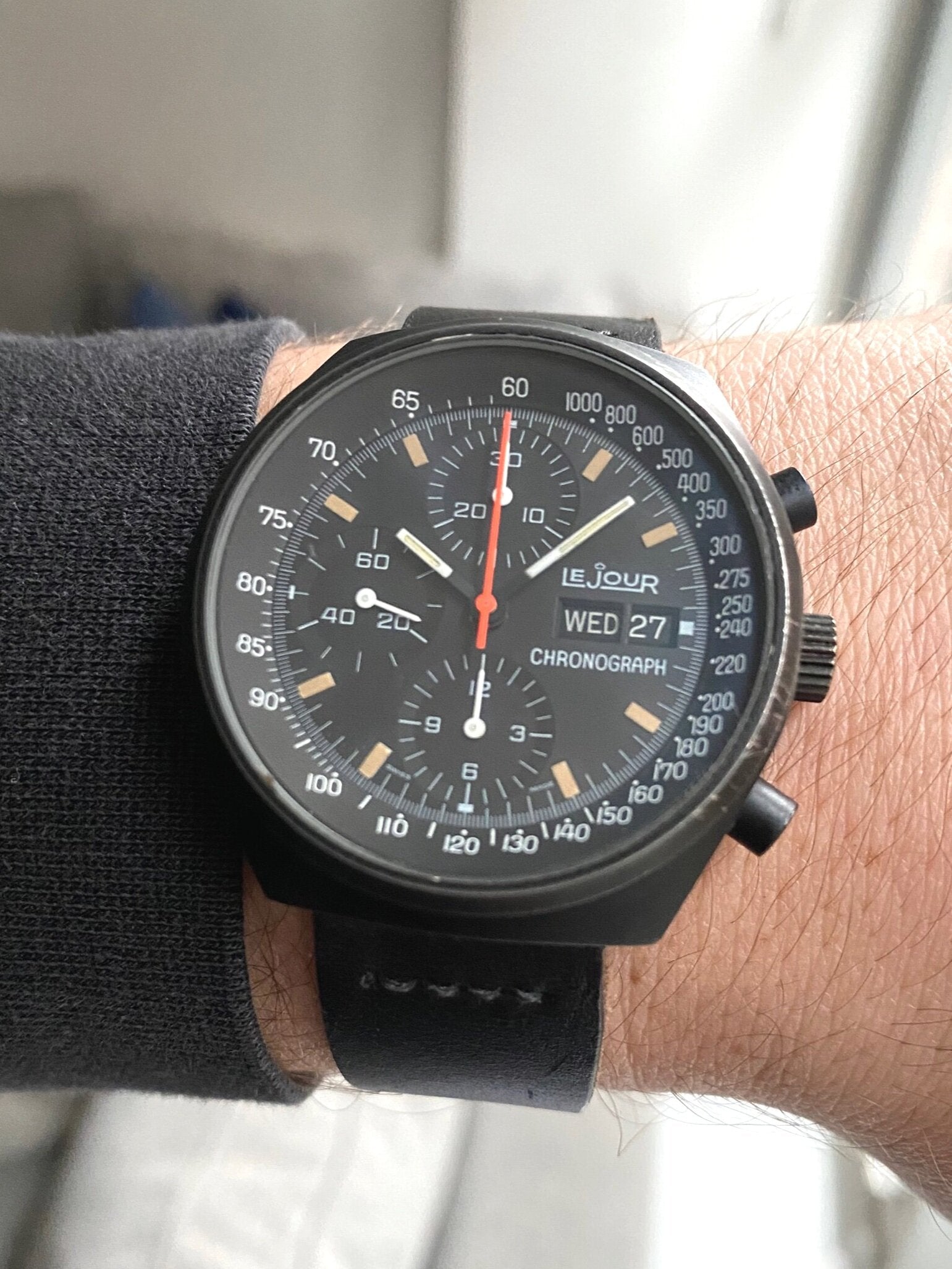 Le jour chronograph watch clearance 7000