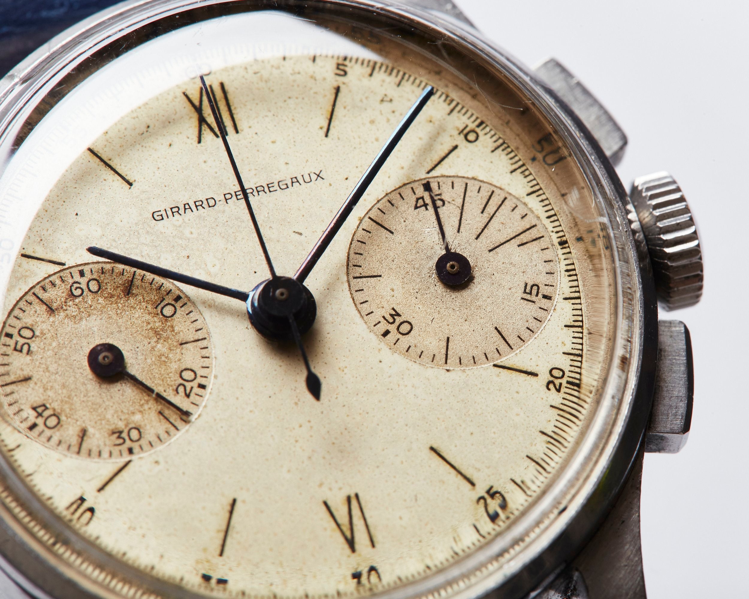 1940s Girard-Perregaux Chronograph ref. 2216